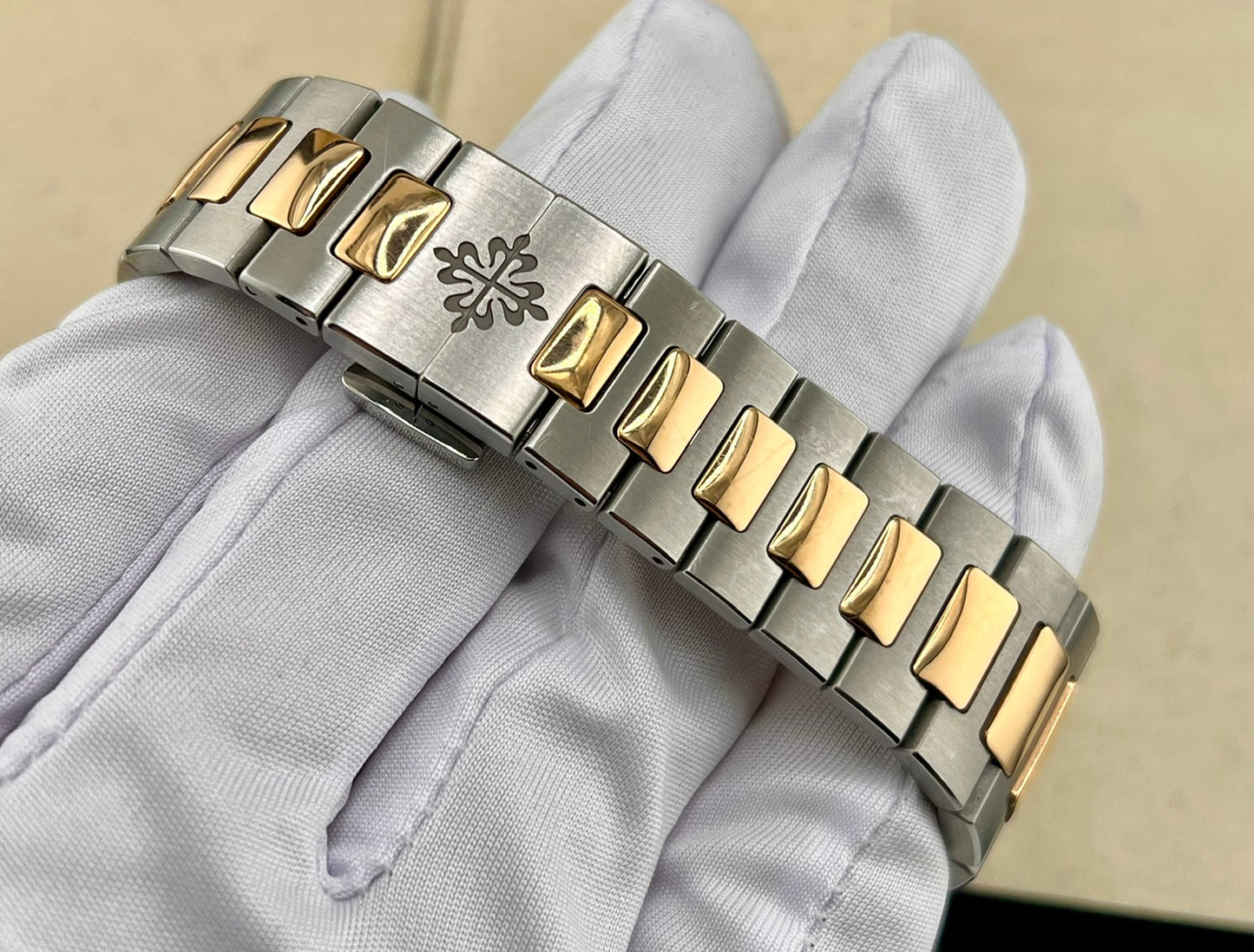 Patek Philippe Nautilus 5980/1AR blue dial 2023 like new full set