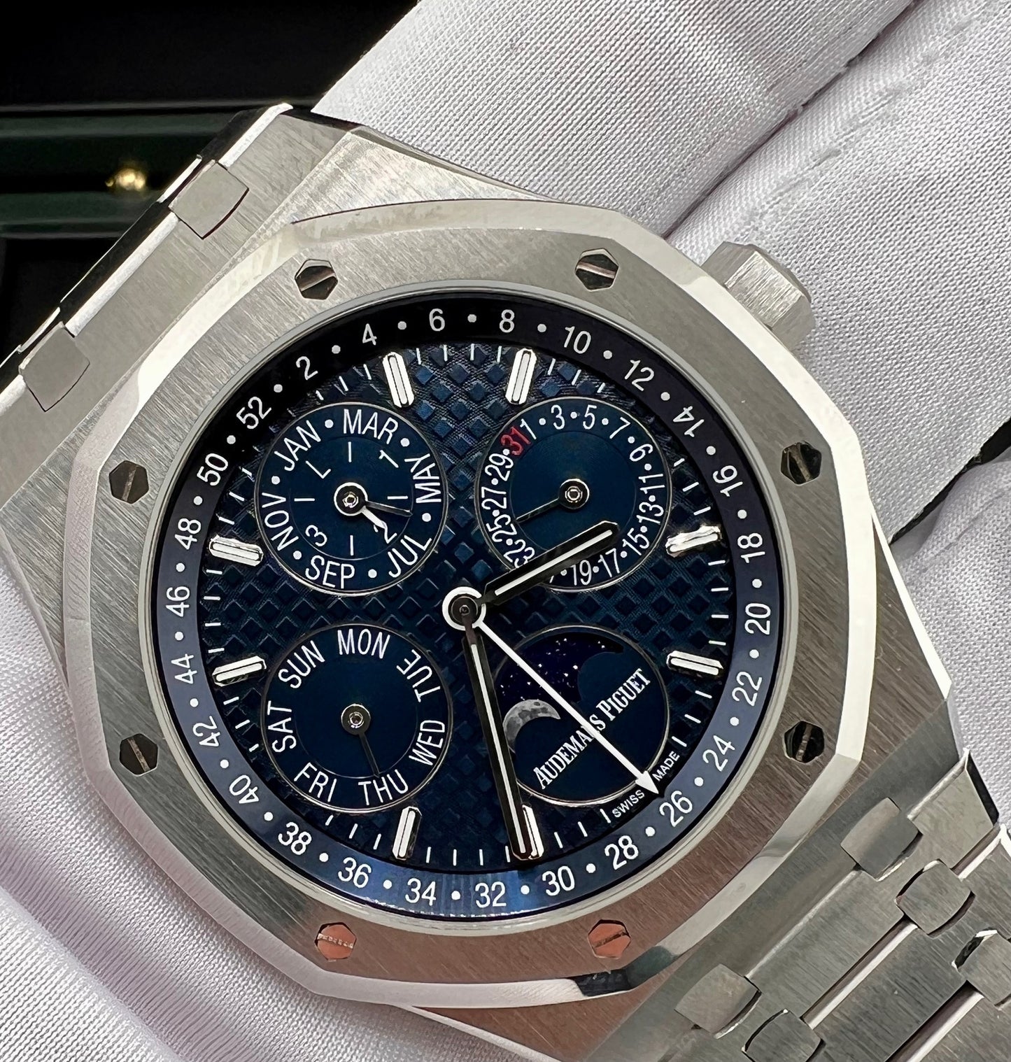Audemars Piguet Royal Oak Perpetual Calendar 26574ST NEW full set