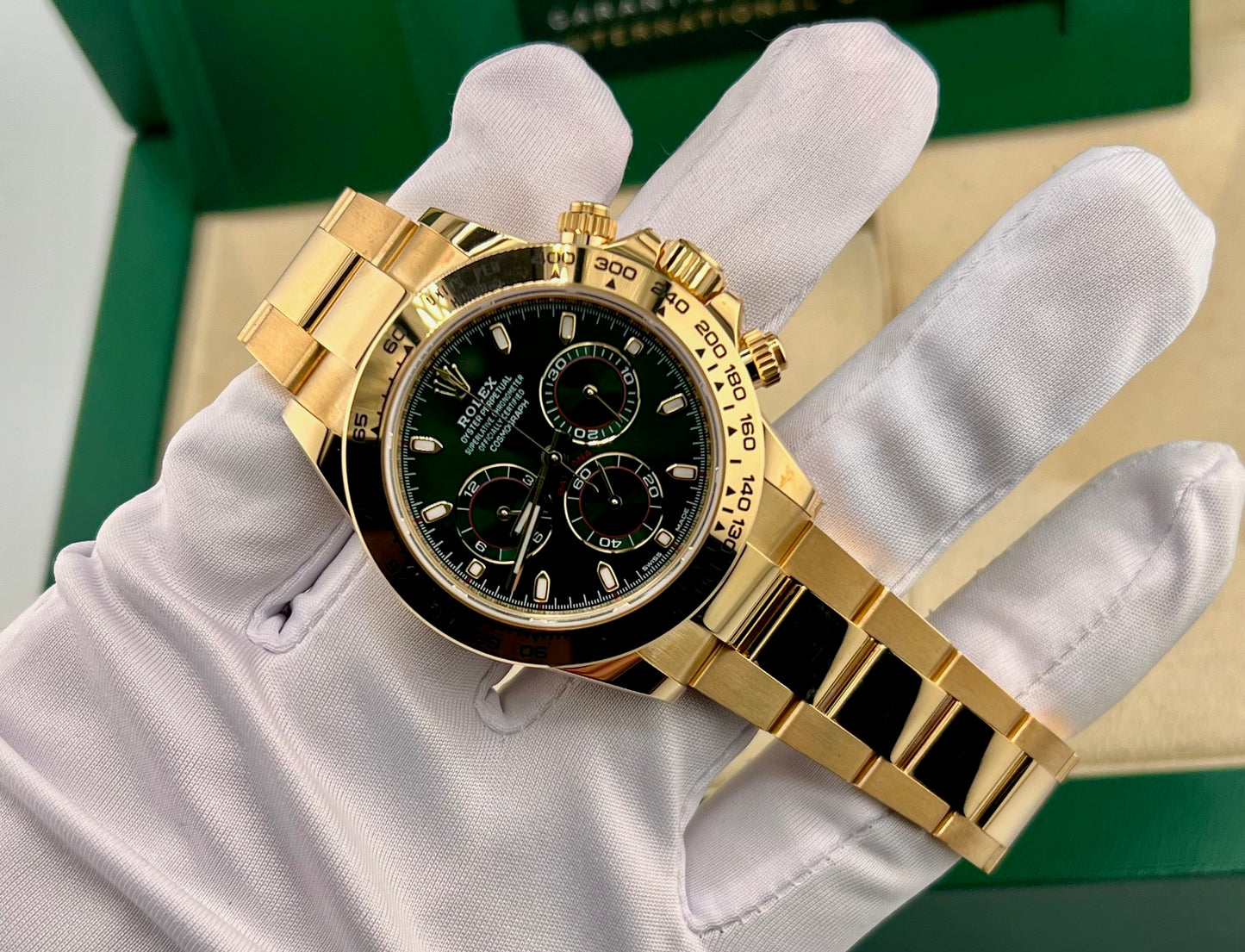 Rolex Daytona 116508 Green Dial 2023 Like New 40mm