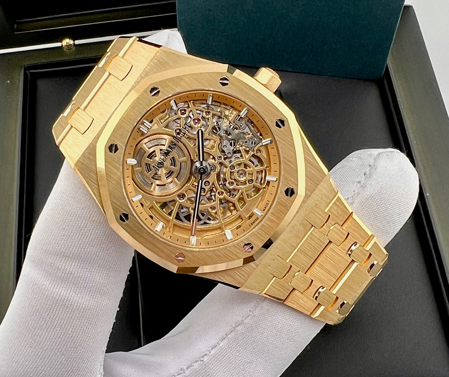 Audemars Piguet "jumbo" Extra-thin Openworked Royal Oak 16204BA 2025 NEW 39mm