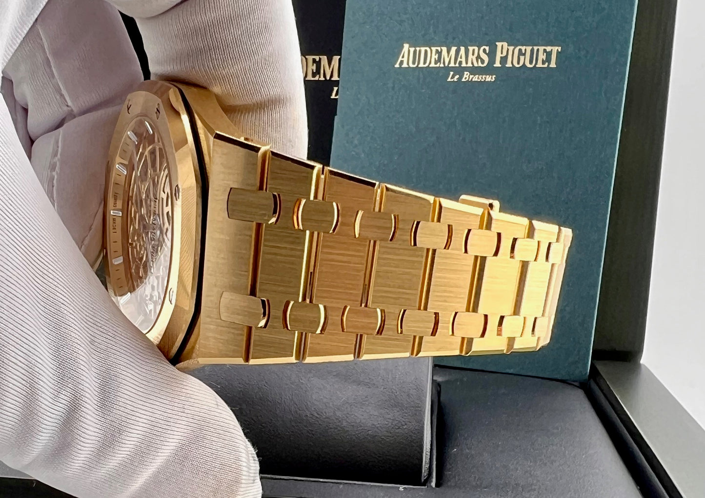 Audemars Piguet "jumbo" Extra-thin Openworked Royal Oak 16204BA 2025 NEW 39mm