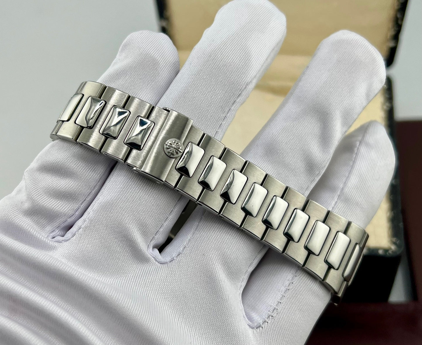 Patek Philippe Nautilus 3710/1A Full Set 1998 Ita 42mm