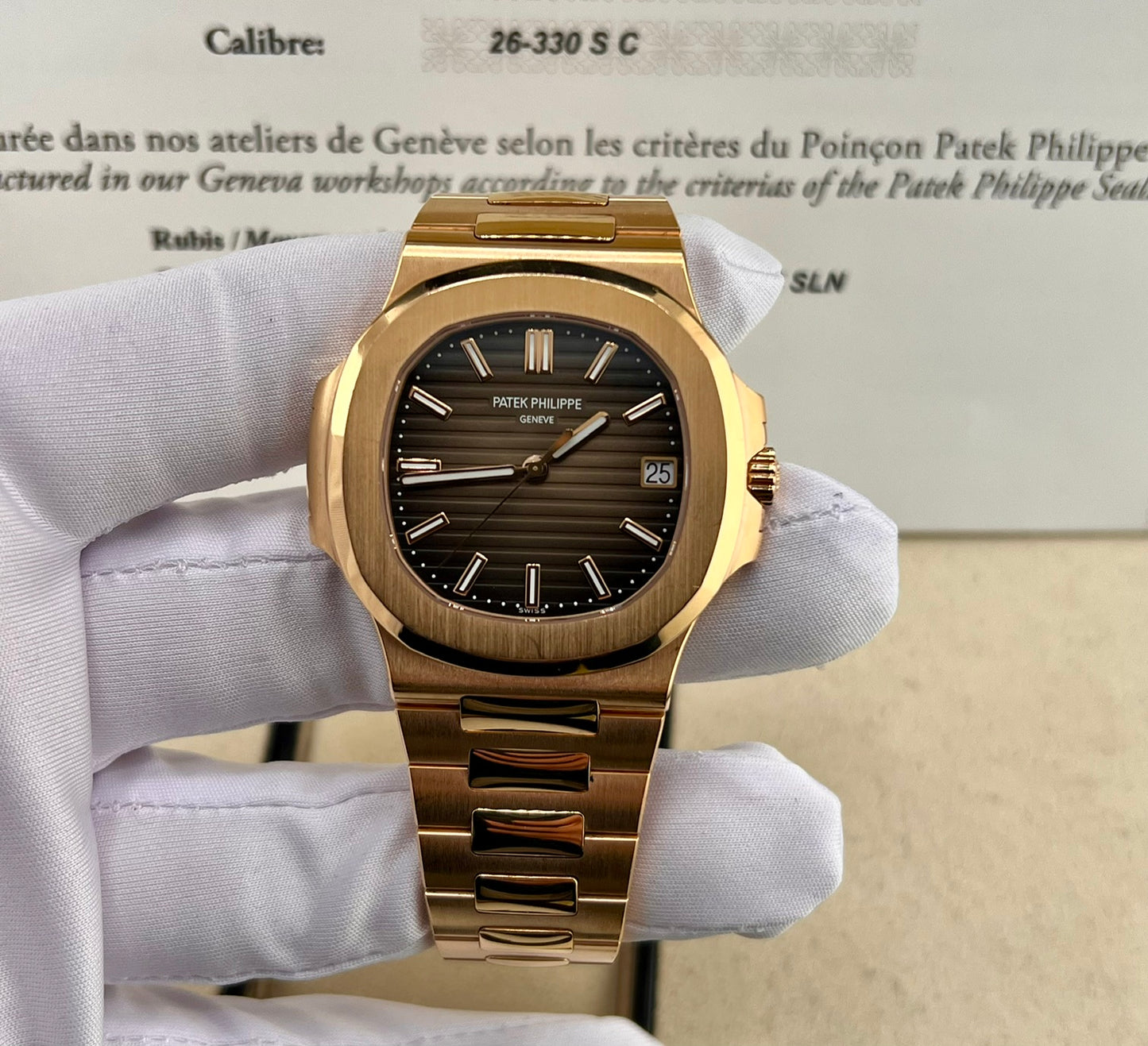 Patek Philippe Nautilus 5711/1R Box&Paper ''chocolate'' Cal. 330 like new Ita 2021