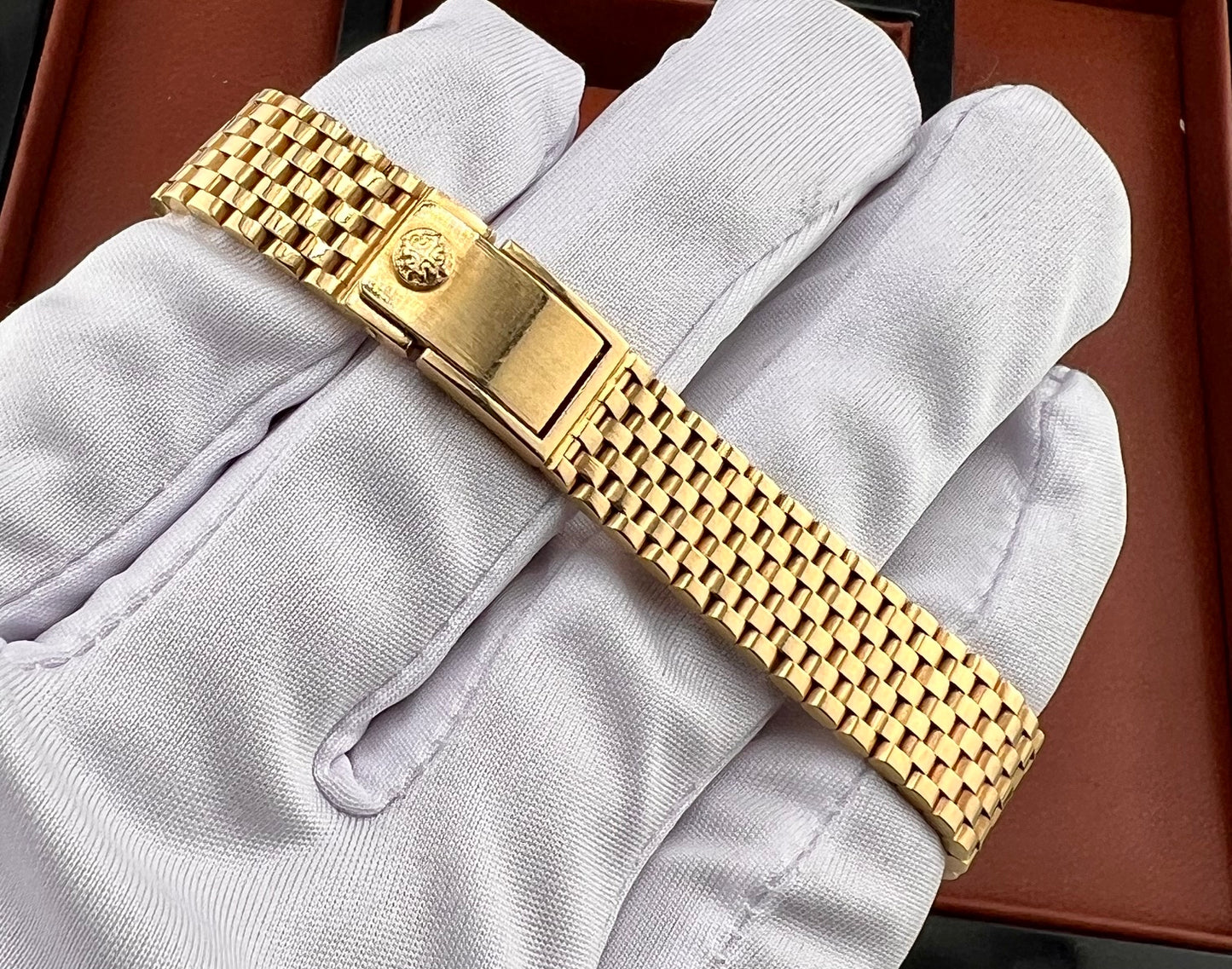 Patek Philippe Ellipse 4764 Quartz 20X24mm Yellow gold only watch blue dial