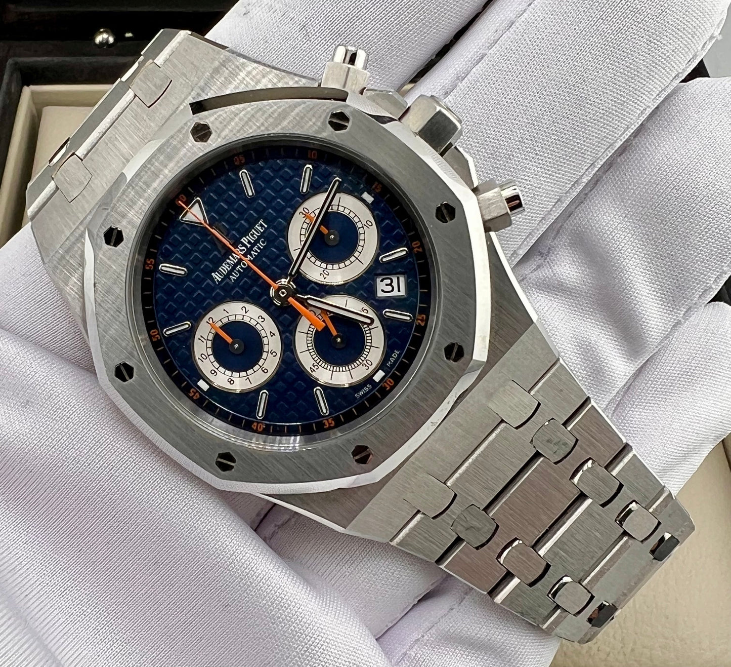 Audemars Piguet Royal Oak Chronograph 26300ST Blue Dial 39mm Full Set