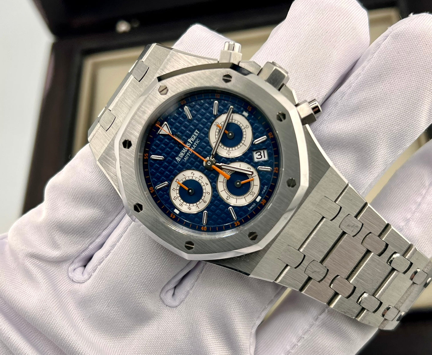 Audemars Piguet Royal Oak Chronograph 26300ST Blue Dial 39mm Full Set