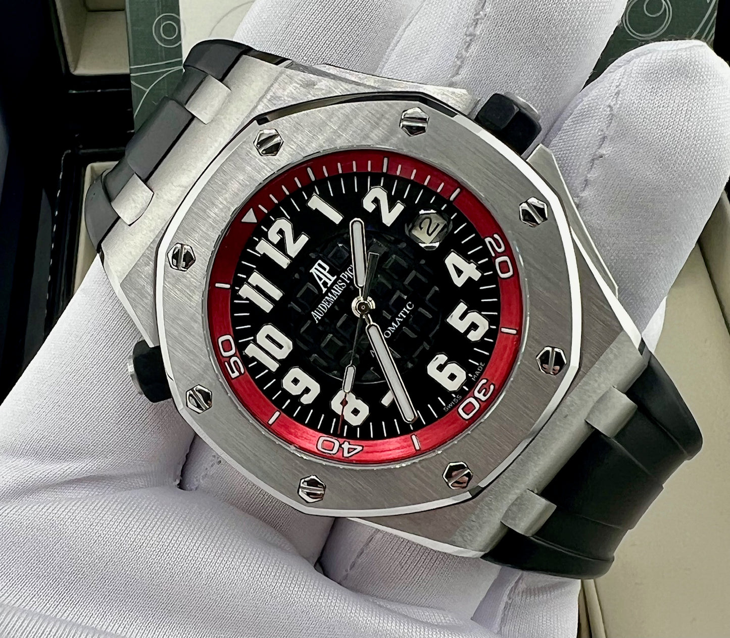 Audemars Piguet Royal Oak Offshore Scuba Boutique 15701ST 42mm full set