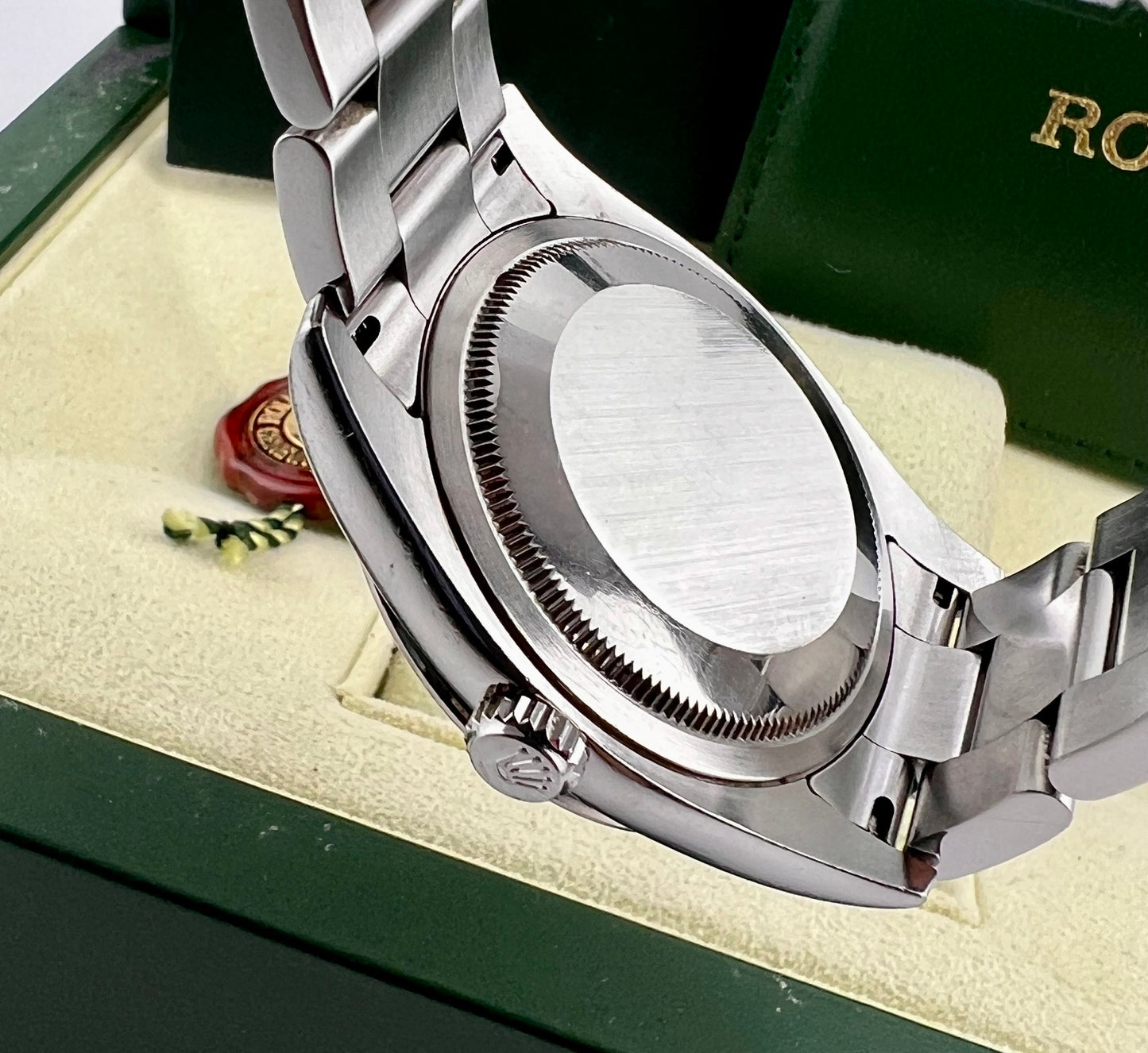 Rolex Datejust Turn-O-Graph 116264 36mm Black Dial 2005 B&P