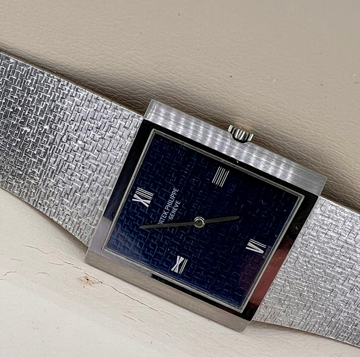 Patek Philippe Gondolo 3571 White Gold Blue Linen Dial guilloché 26x26mm no paper Patek
