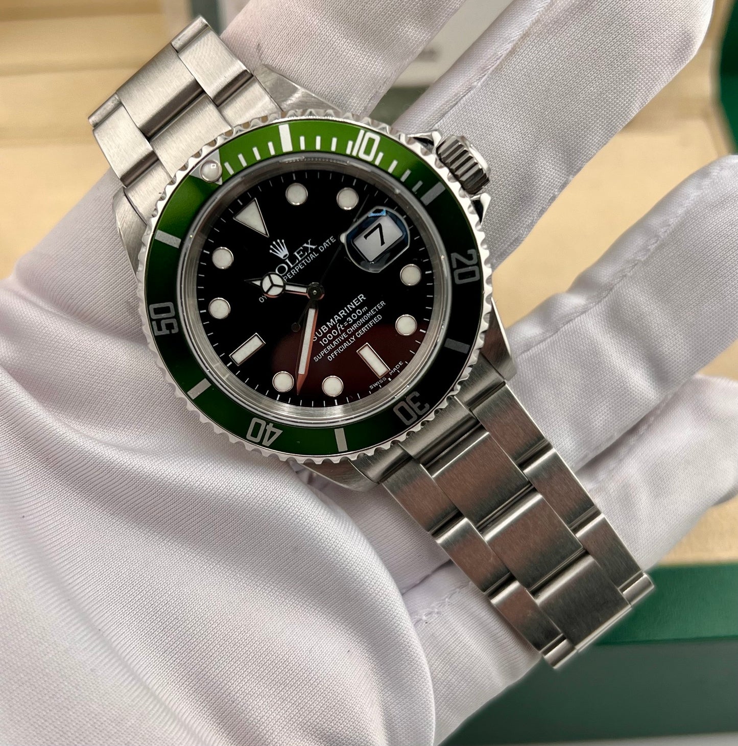 Rolex Submariner "Kermit" 16610LV 2004 No Paper Rolex Service 2022