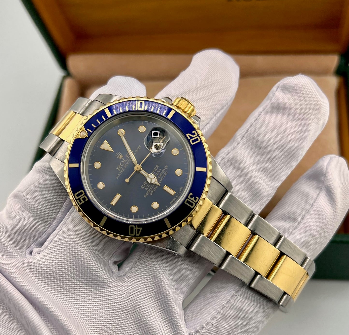 Rolex Submariner Date 16803 Blue Dial only watch 1987