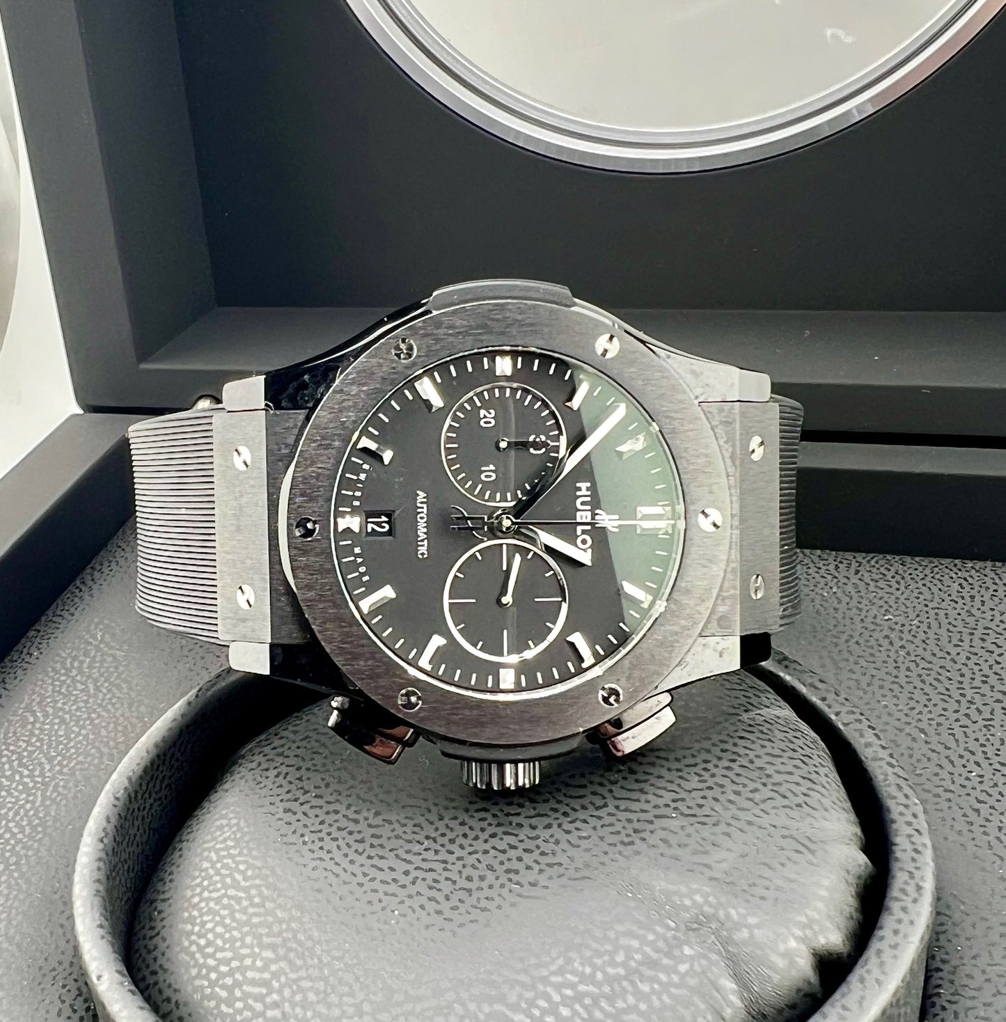 Hublot Classic Fusion Chronograph Black Magic 42mm 2022 full set