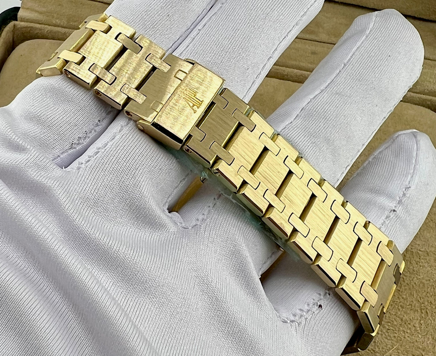 Audemars Piguet Royal Oak Jumbo 5402BA Full Set 1977 Rare