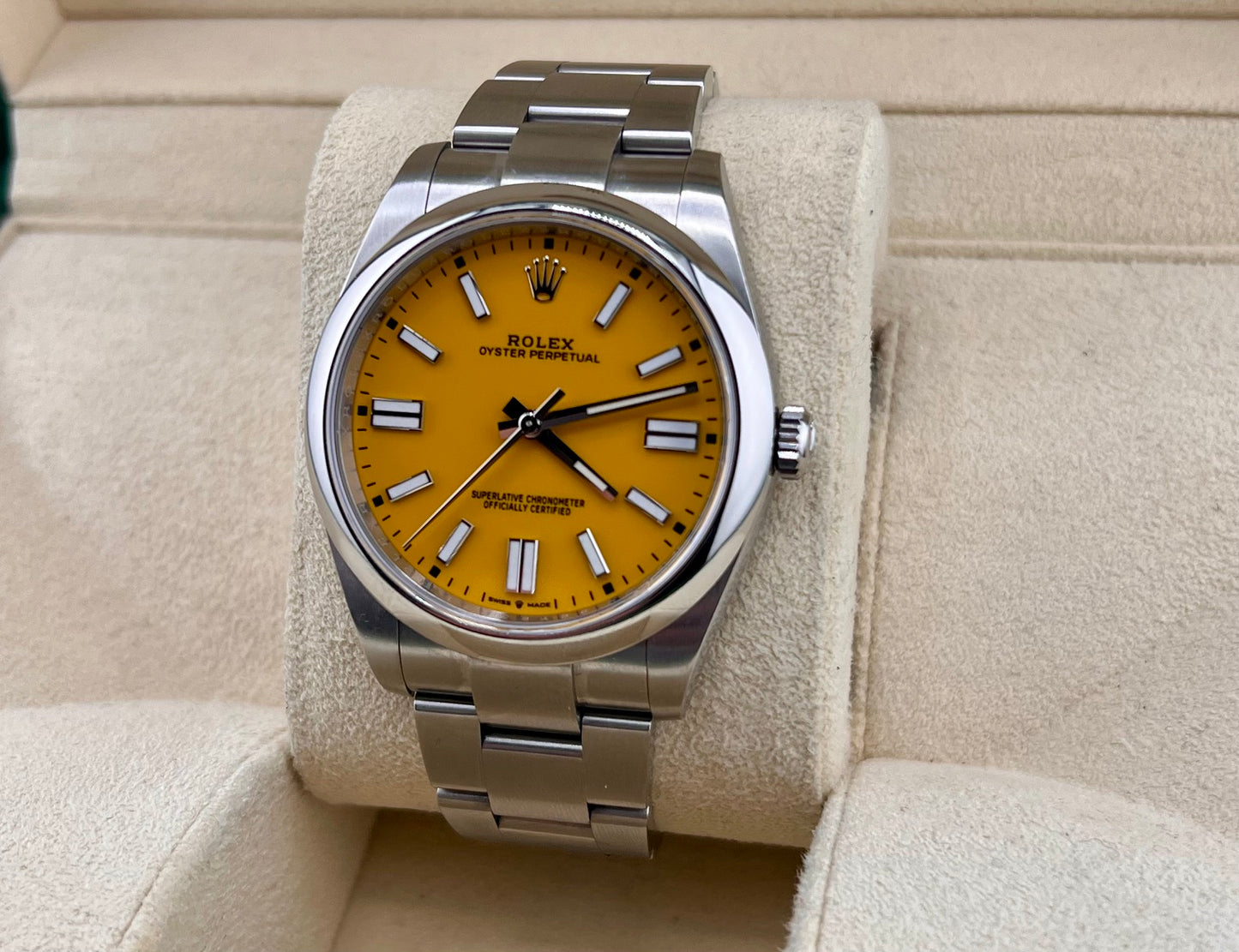 Rolex Oyster Perpetual 41mm 124300 Yellow Dial 2021 NO PAPER Rolex