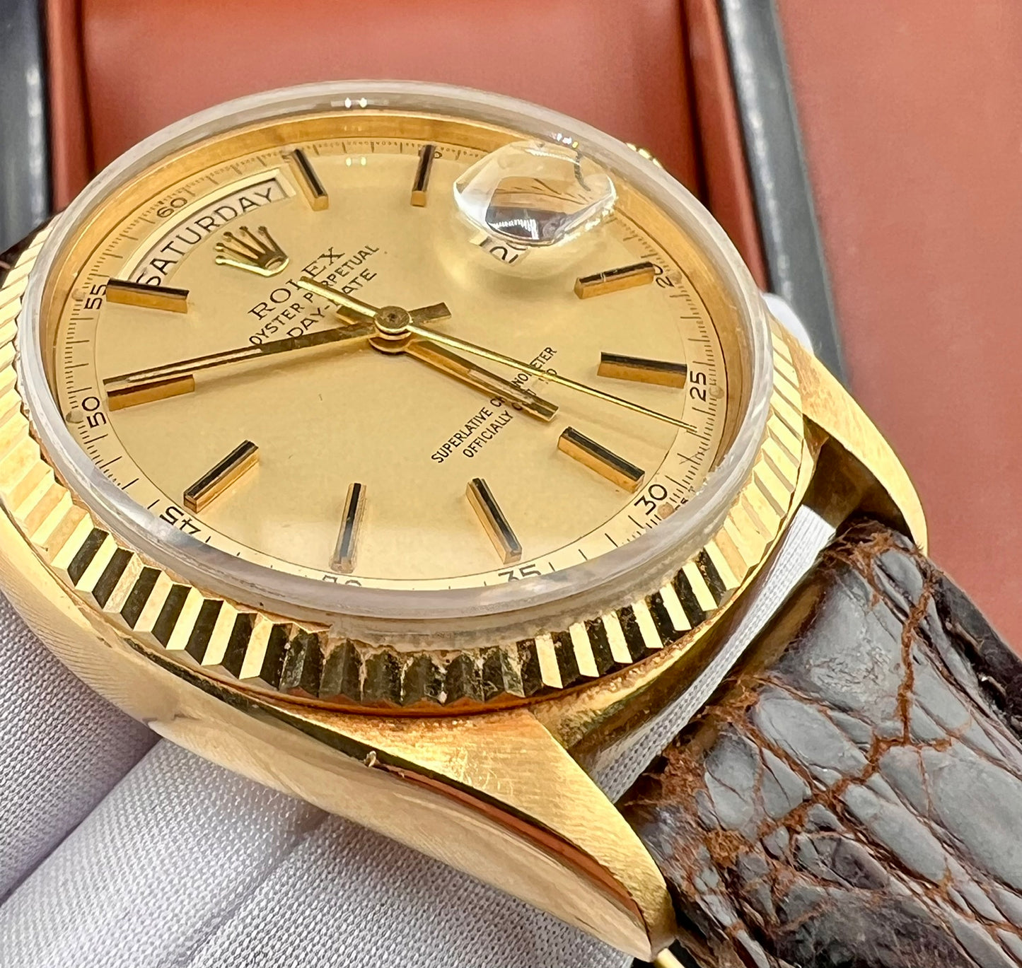 Rolex Day-Date 36mm 1803 Champagne Dial 1977 (Vetro zaffiro) solo orologio