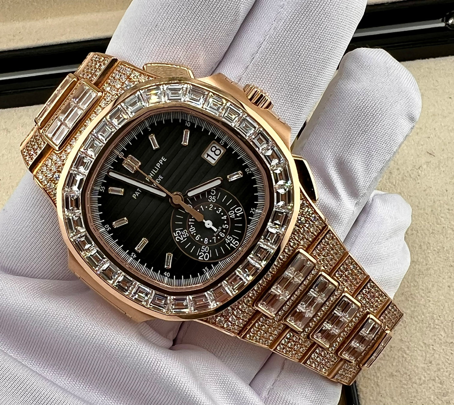 Patek Philippe Nautilus 5980/1400R-011 diamonds factory 2023 full set