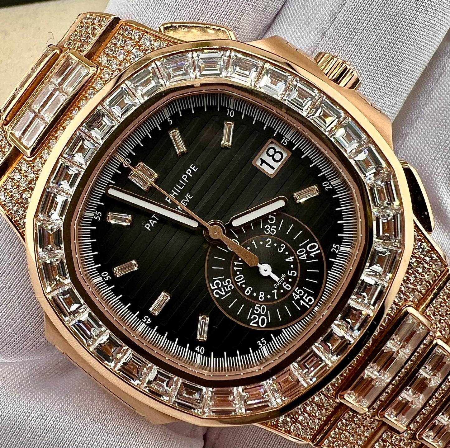 Patek Philippe Nautilus 5980/1400R-011 diamonds factory 2023 full set