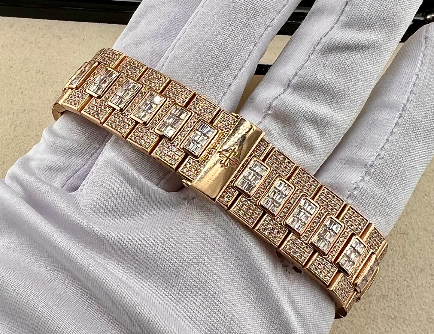 Patek Philippe Nautilus 5980/1400R-011 diamonds factory 2023 full set