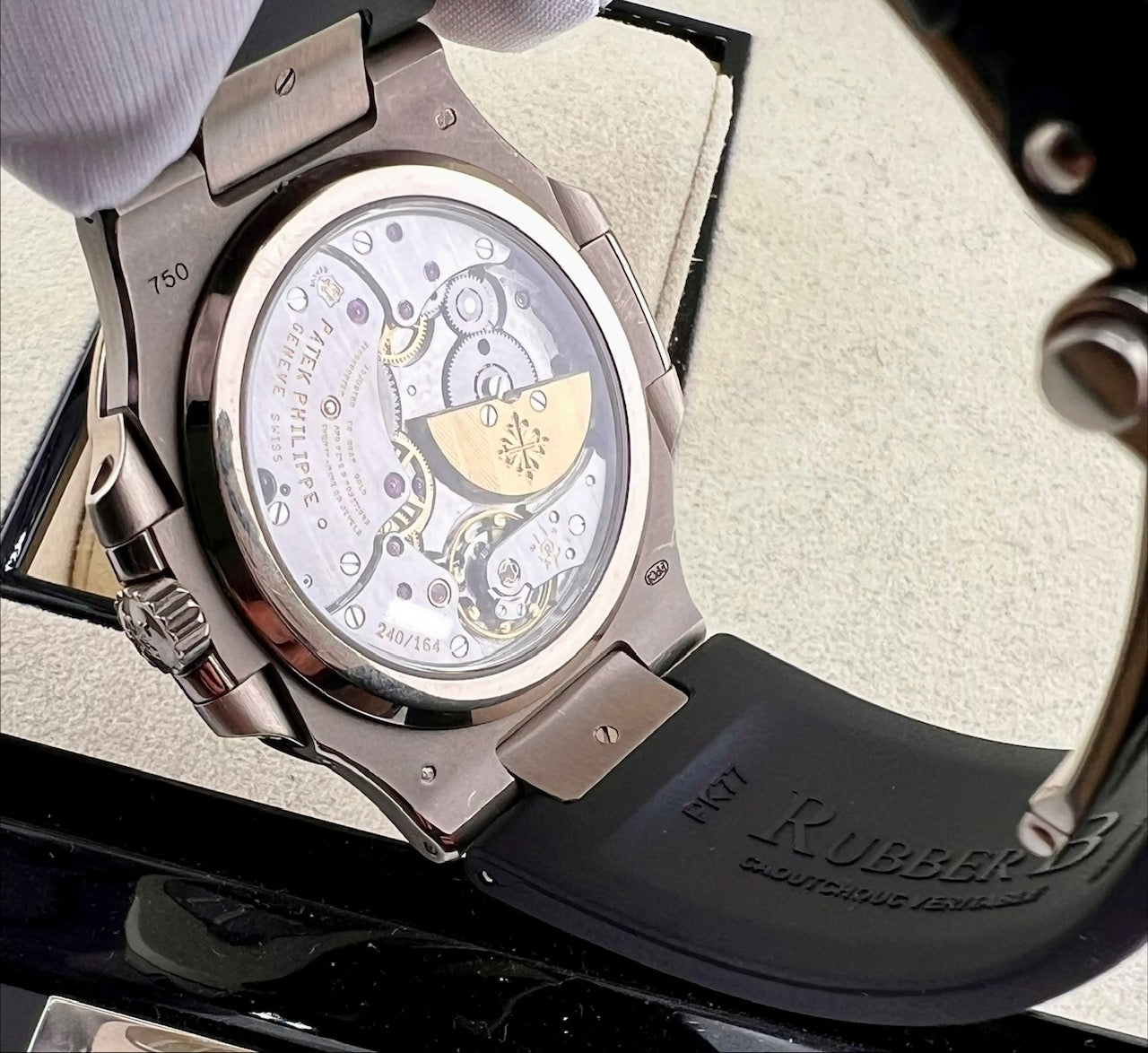 Patek Philippe Nautilus 5712G full set 2009 Punzone di Ginevra
