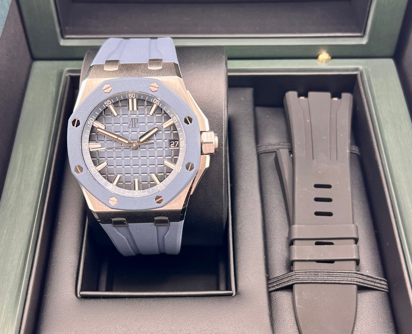Audemars Piguet Royal Oak Offshore Blue 15605SK New 2026 43mm