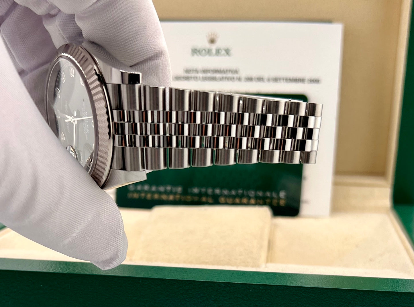 Rolex Datejust 41mm 126334 Black Dial Diamond Index 2025 Jubilèe