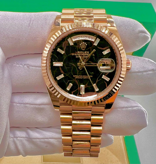 Rolex Day-Date 40mm 228235 Eisenkiesel Baguette Diamond 2023 like new