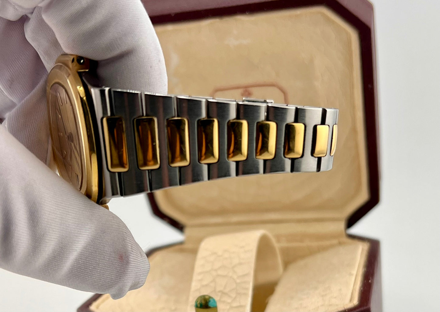 Patek Philippe Nautilus 3800 Champagne Dial No Paper Patek