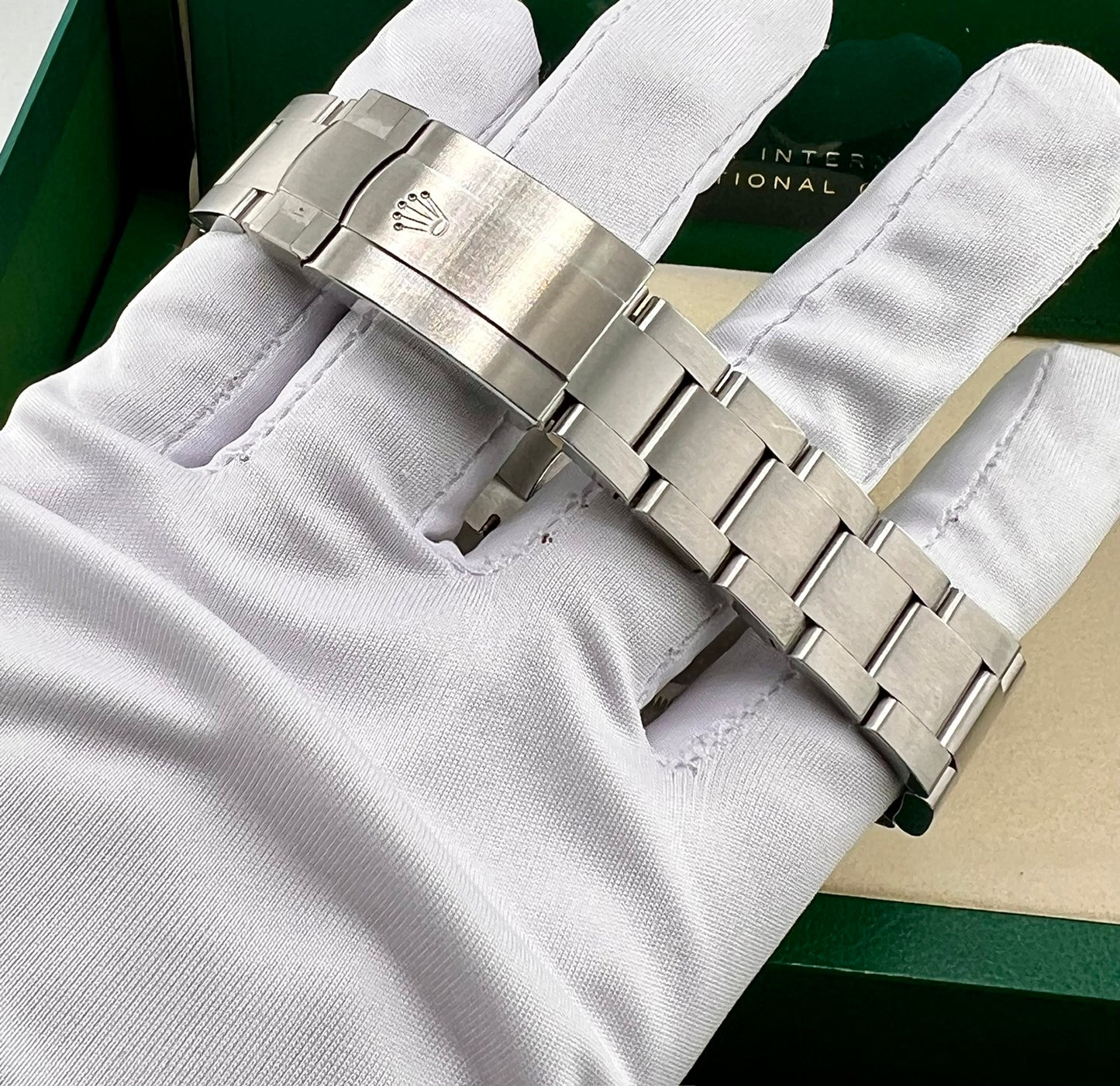 Rolex Oyster Perpetual 41mm 134300 Candy 2026
