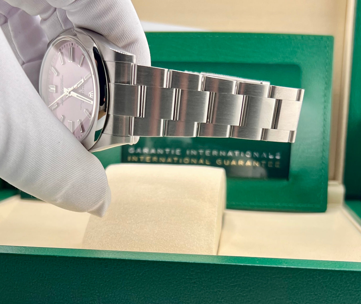 Rolex Oyster Perpetual 41mm 134300 Candy 2026