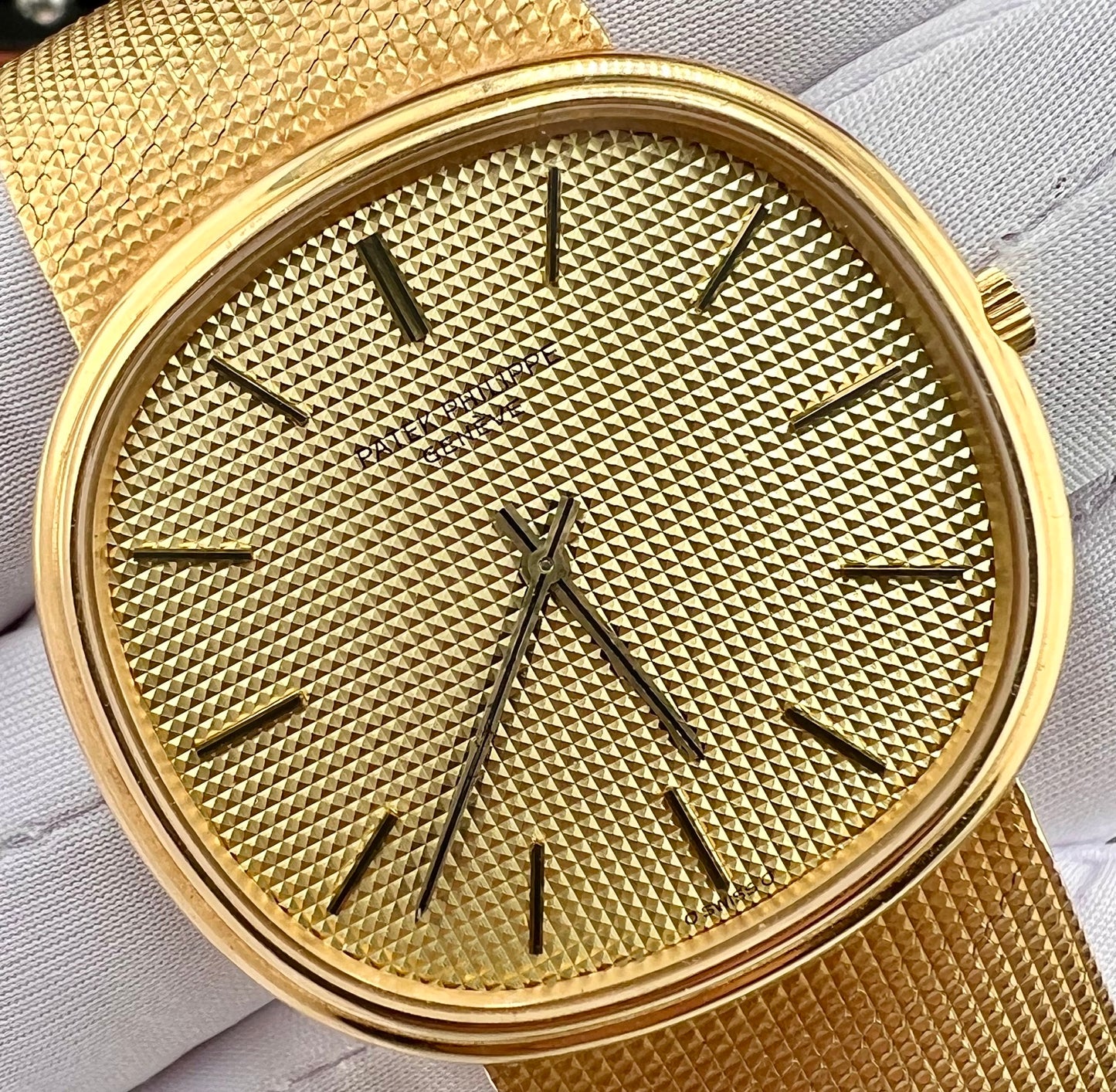 Patek Philippe Golden Ellipse jumbo Dial guilloché 3739/1