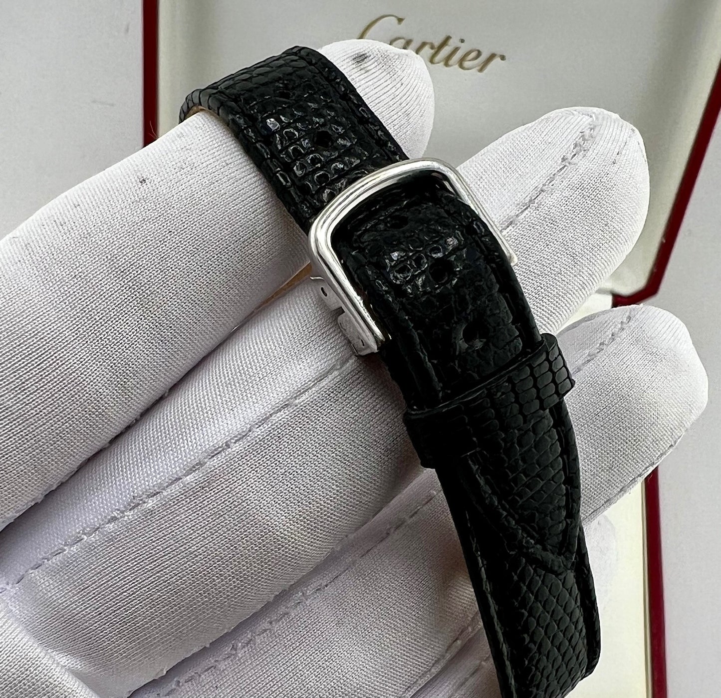 Cartier Diamonds Watch Box/papers Tank Americaine 18k 2490 No Paper cartier