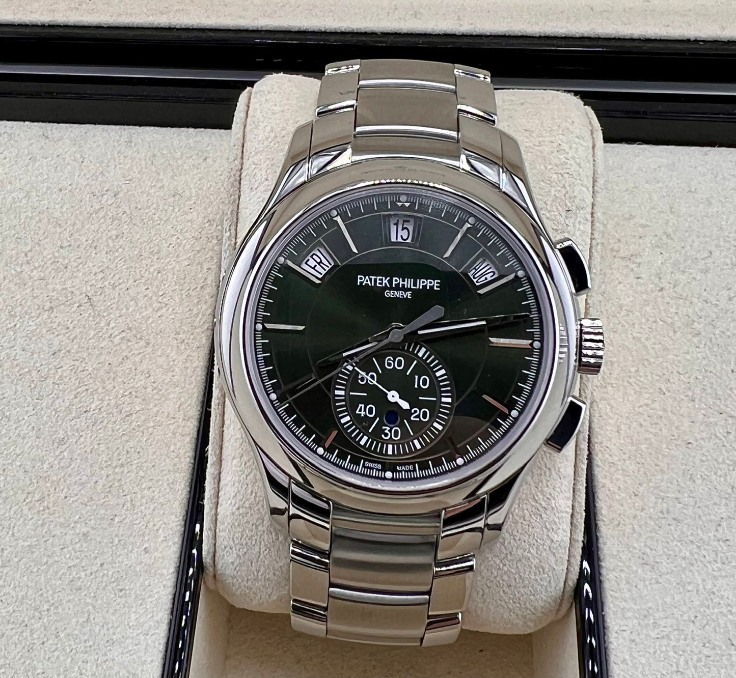 Patek Philippe Annual Calendar Complications 5905/1A new 2025