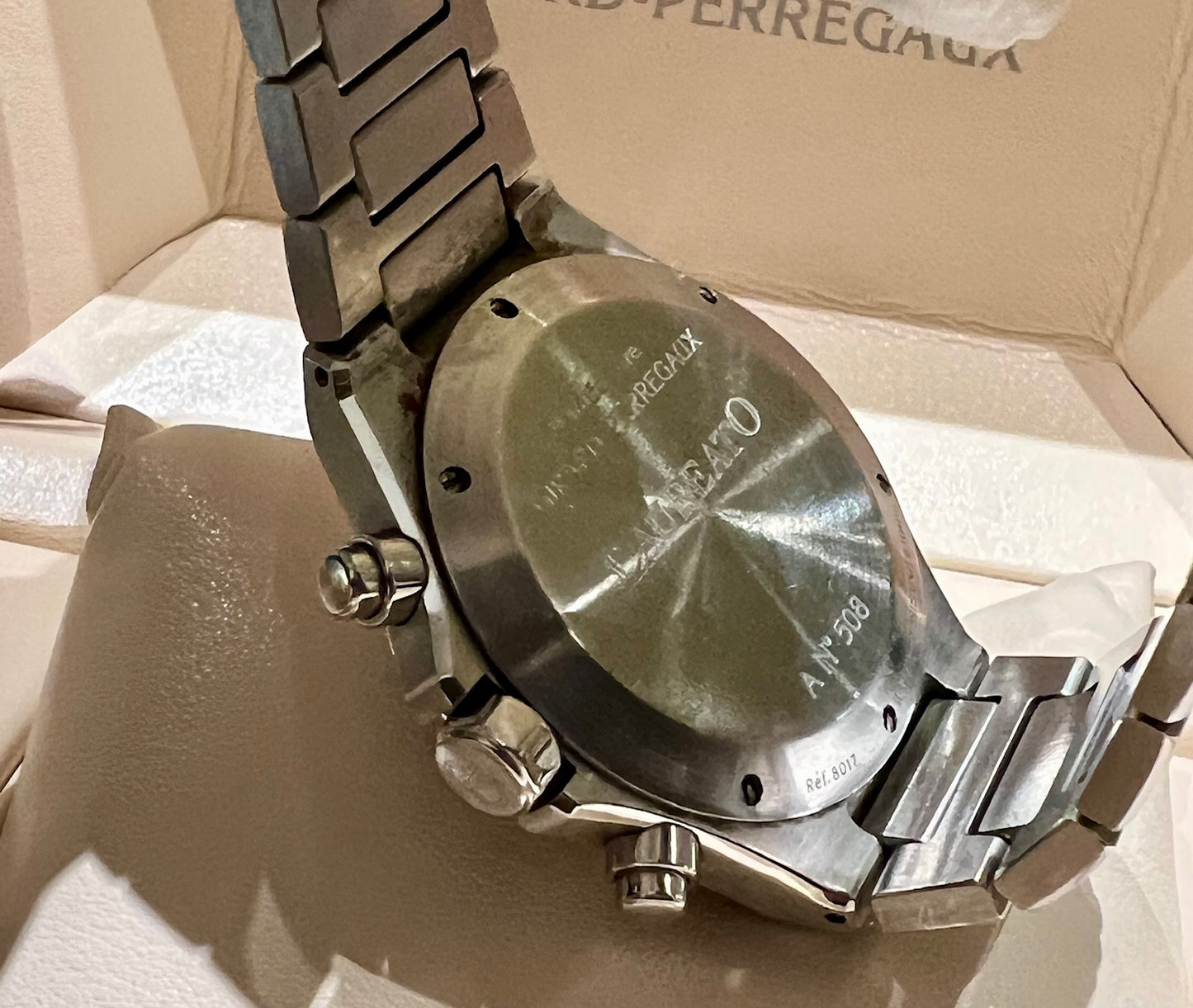 Girard Perregaux Laureato Olimpico 8017 Grey Dial