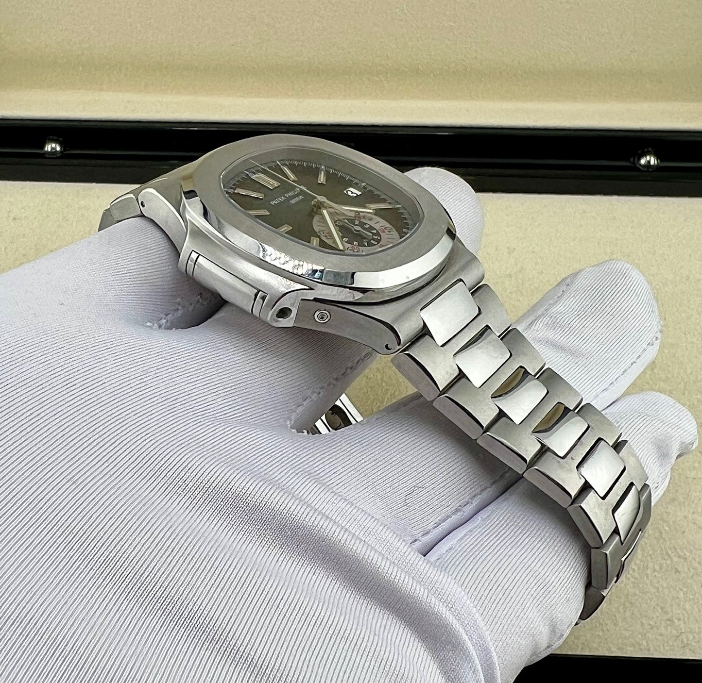 Patek Philippe Nautilus 5980/1A Blue Dial 2008 Full Set (ITA)