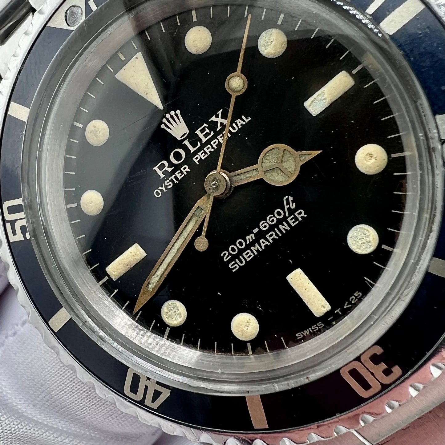 Rolex Submariner 5513 Gilt 1964 , Bracciale Successivo (1988) Dial Ritriziato
