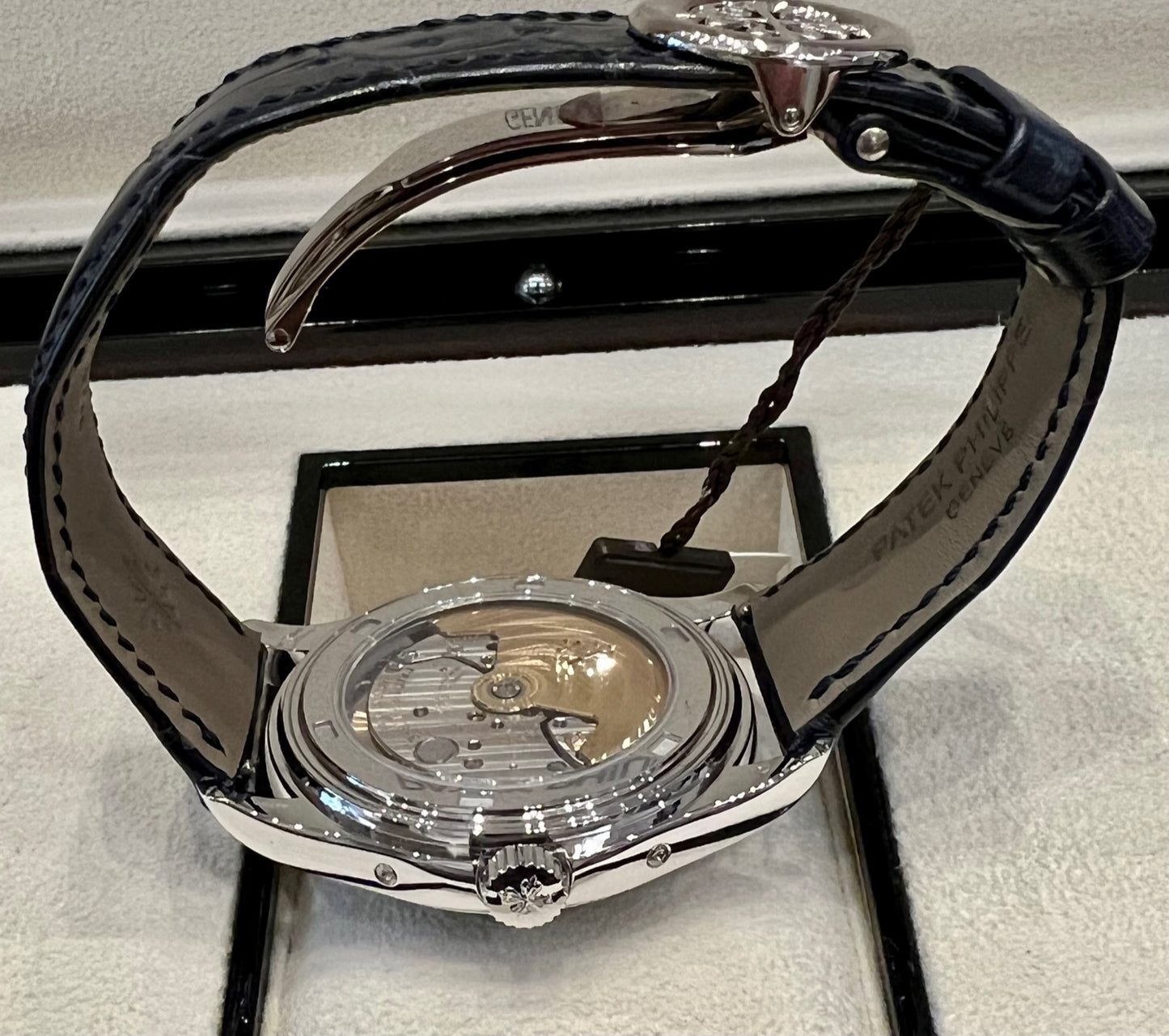 Patek Philippe Annual Calendar 5147G 2023 like new