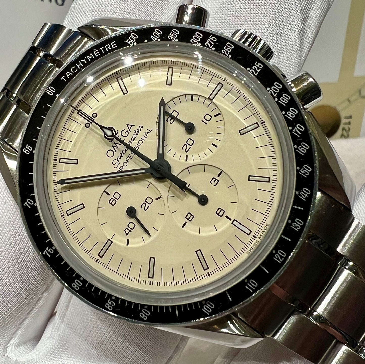 Omega Speedmaster Professional Moonwatch Albino limited 500 pieces