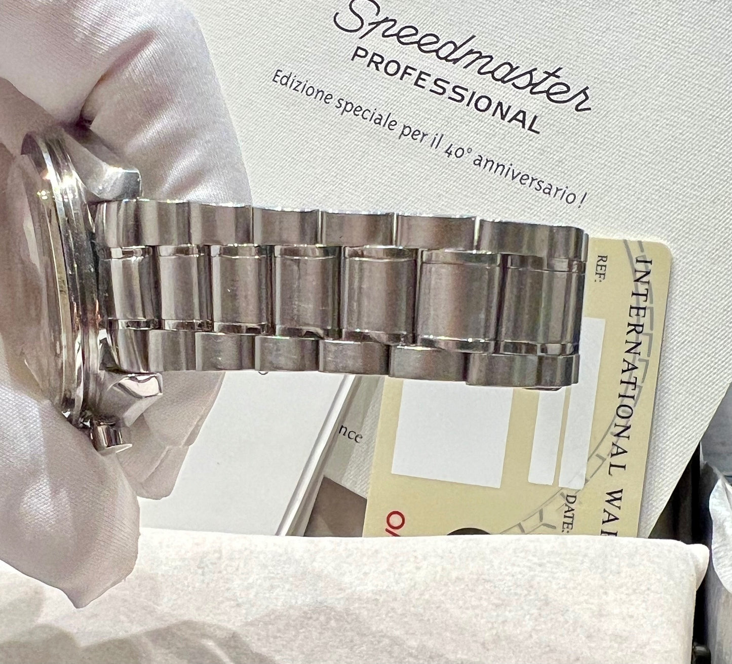 Omega Speedmaster Professional Moonwatch Albino limited 500 pieces