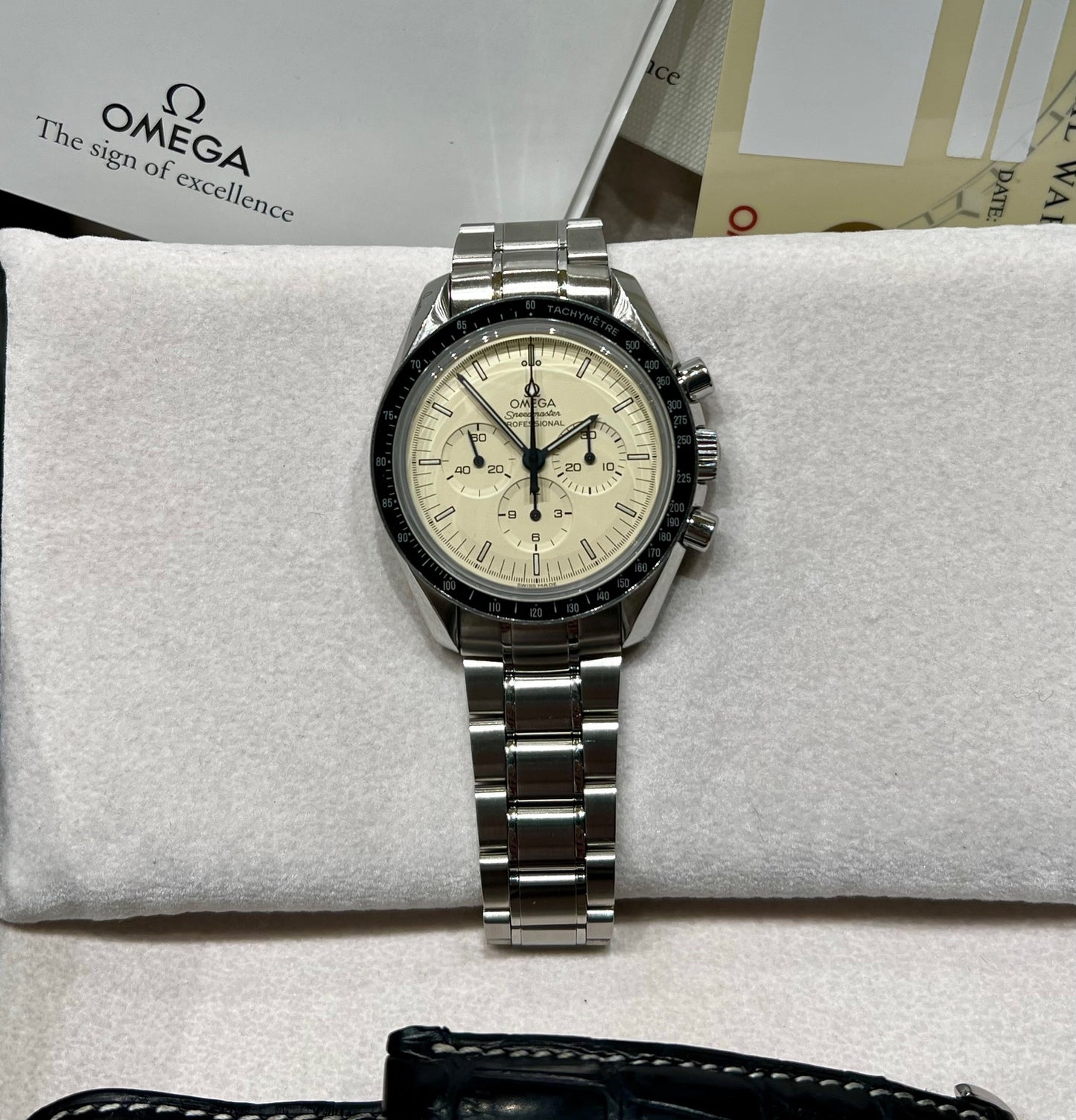 Omega Speedmaster Professional Moonwatch Albino limited 500 pieces