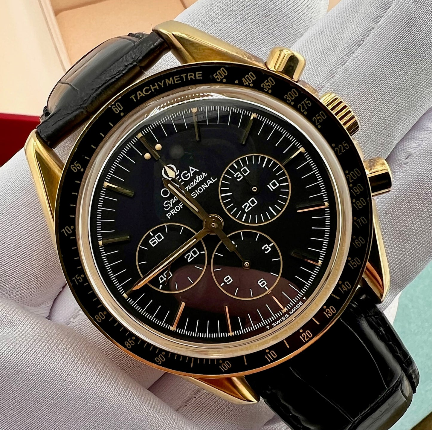 Omega Speedmaster Yellow Gold 145.0052 Limited edition 999 pcs 1995
