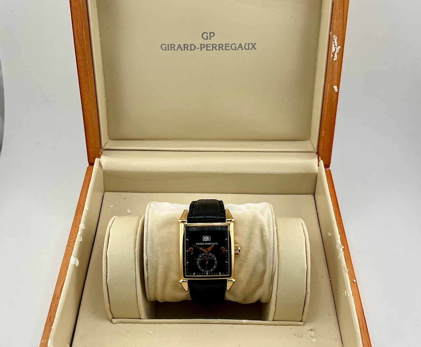 Girard Perregaux Vintage 1945 2580 Rose Gold Only Watch