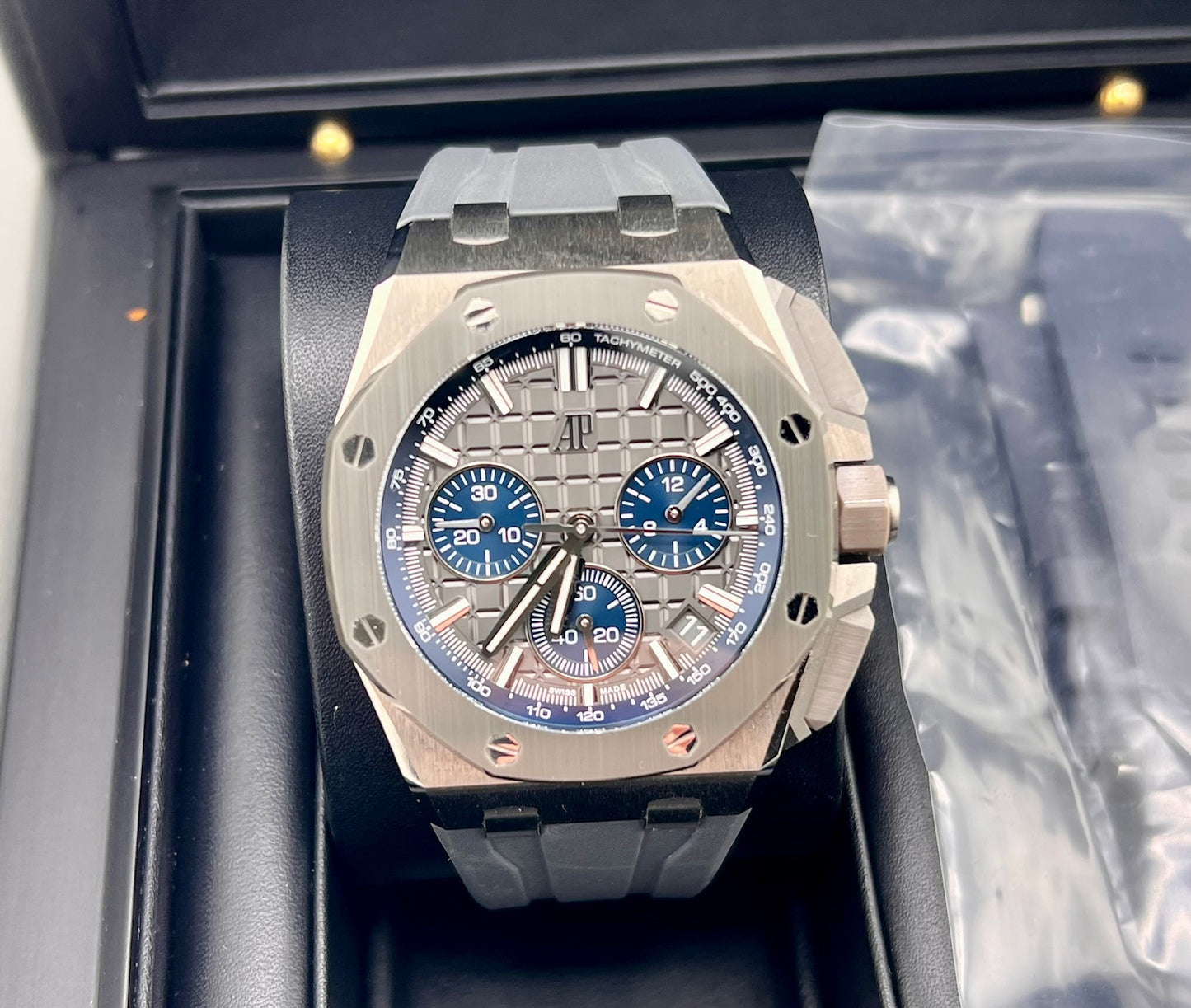 Audemars Piguet Royal Oak Offshore Selfwinding Chronograph 26420IO 2021 like new